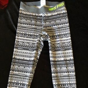 Nike leggings